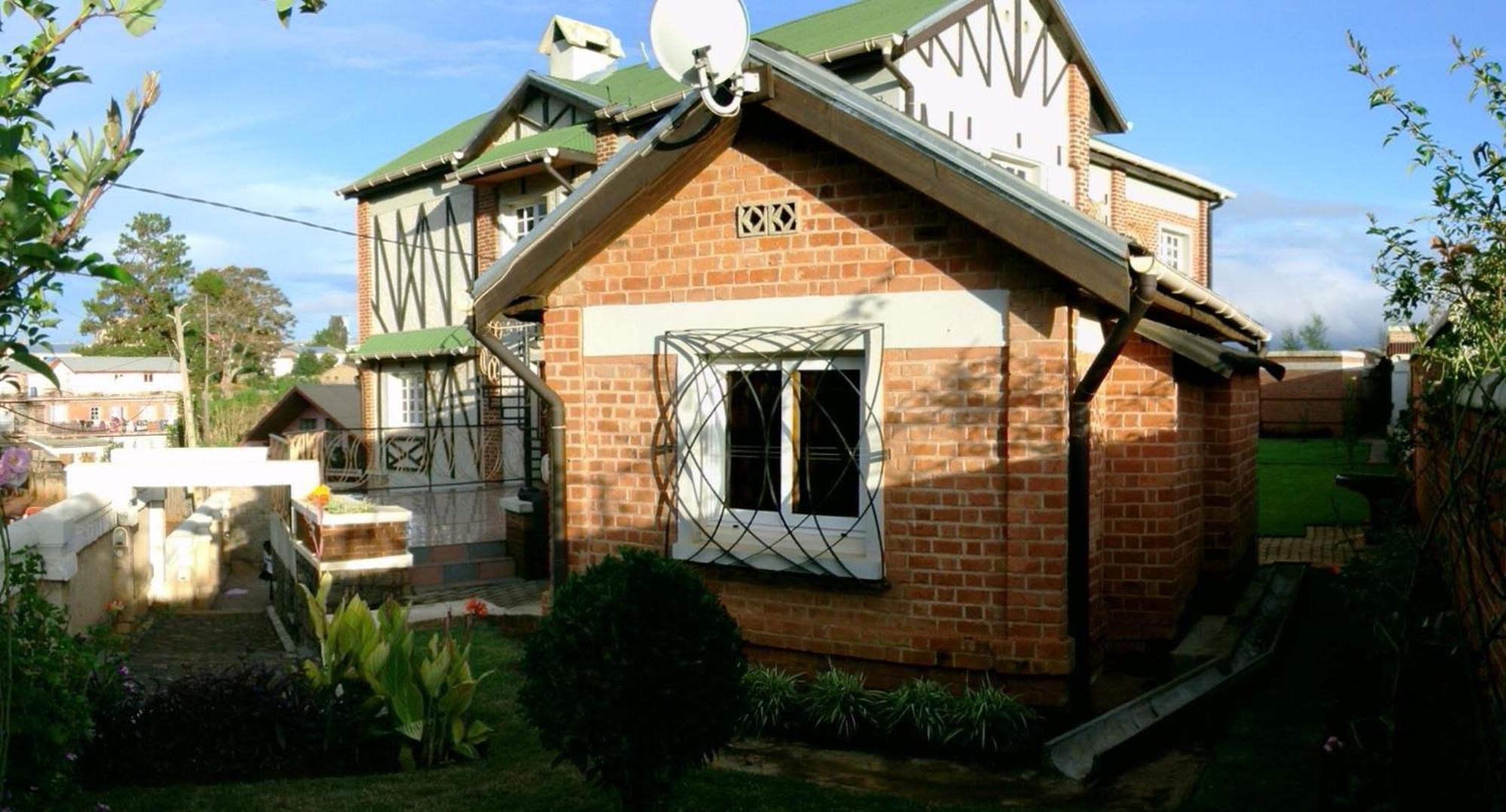 Appartements D'Hotes Marciloui Antsirabe Exteriör bild