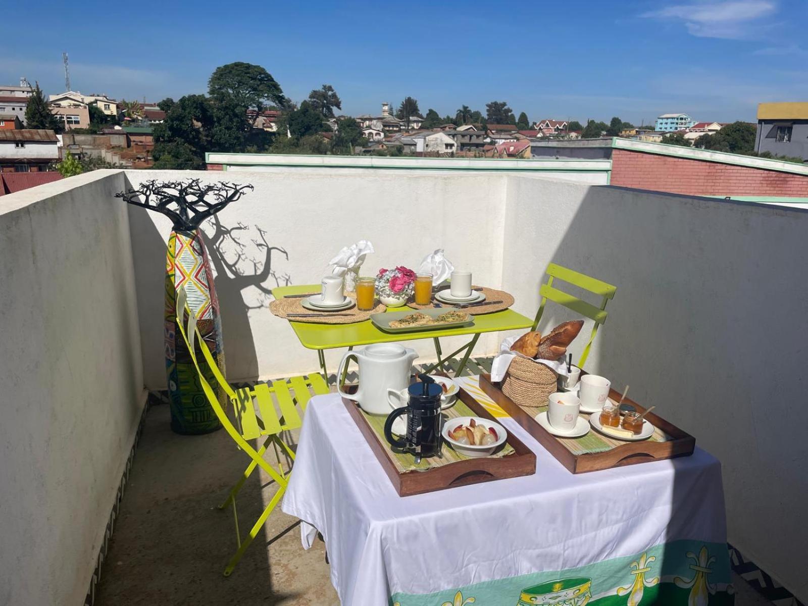 Appartements D'Hotes Marciloui Antsirabe Exteriör bild