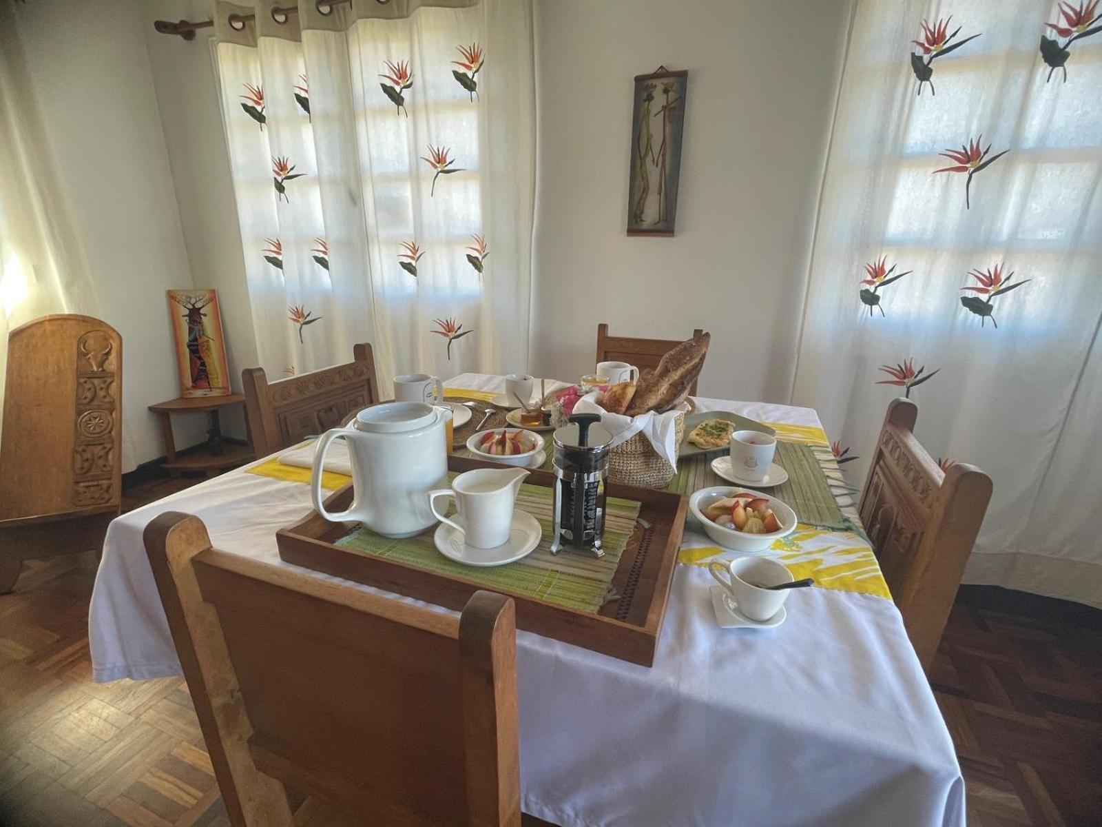 Appartements D'Hotes Marciloui Antsirabe Exteriör bild