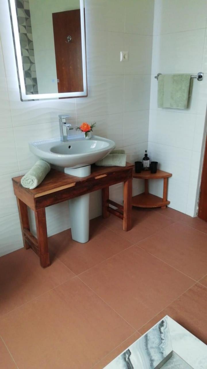Appartements D'Hotes Marciloui Antsirabe Exteriör bild